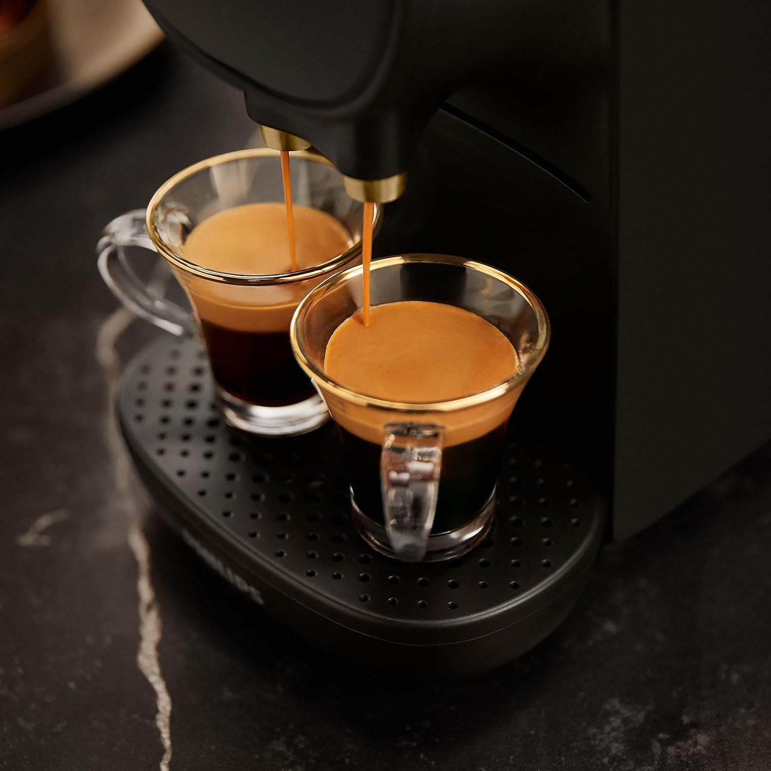 Machine à Café à Capsules L'Or Barista Sublime - Noir Piano - 19 Bars, Reconnaissance Capsules Doubles